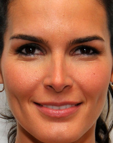 Angie Harmon's lips