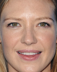 Anna Torv's lips