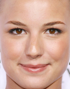 Emily Vancamp's eyes