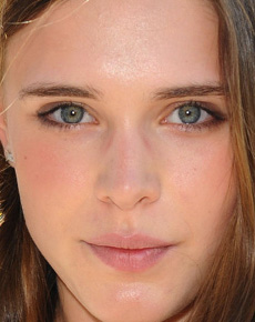 Gaia Weiss's eyes