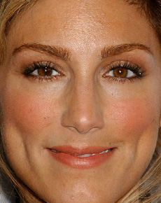 Jennifer Esposito's eyes