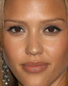 Jessica Alba's eyes