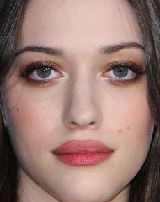 Kat Dennings's eyes