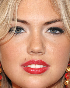 Kate Upton's lips