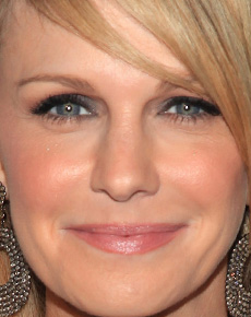 Kathryn Morris's lips