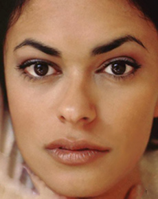 Maria Grazia Cucinotta's lips