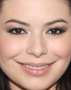 Miranda Cosgrove