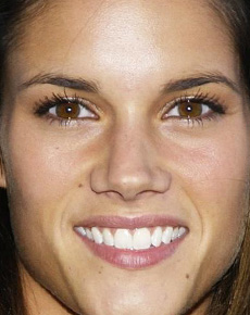 Missy Peregrym's lips