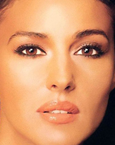 Monica Bellucci's eyes