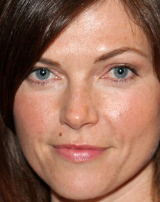 Nicole De Boer's lips