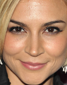 Samaire Armstrong's lips