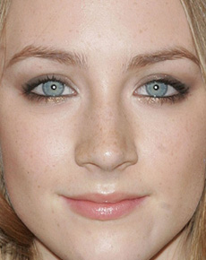 Saoirse Ronan's lips