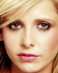 Sarah Michelle Gellar's lips