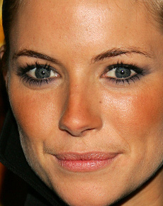 Sienna Miller's eyes