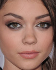 Sarah Hyland's eyes