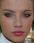 Xenia Tchoumitcheva's Eyes